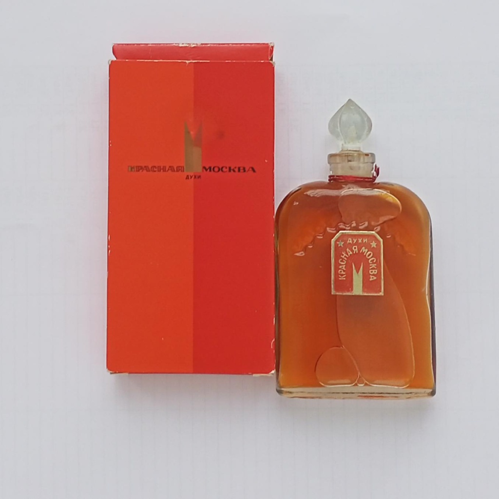 Духи Красная Москва. СССР фабрика Новая заря 1972 г..jpeg