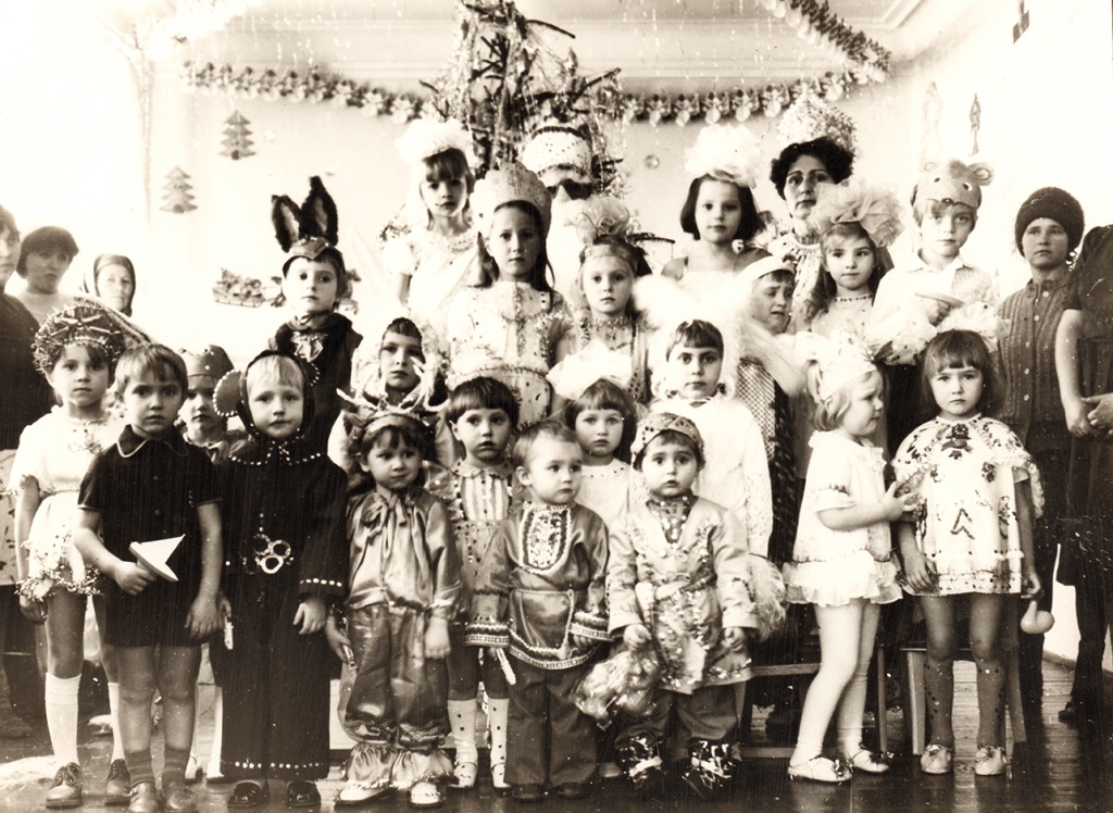 7.Новогодний утренник в детском саду. с. Труновское 1982 г..JPG