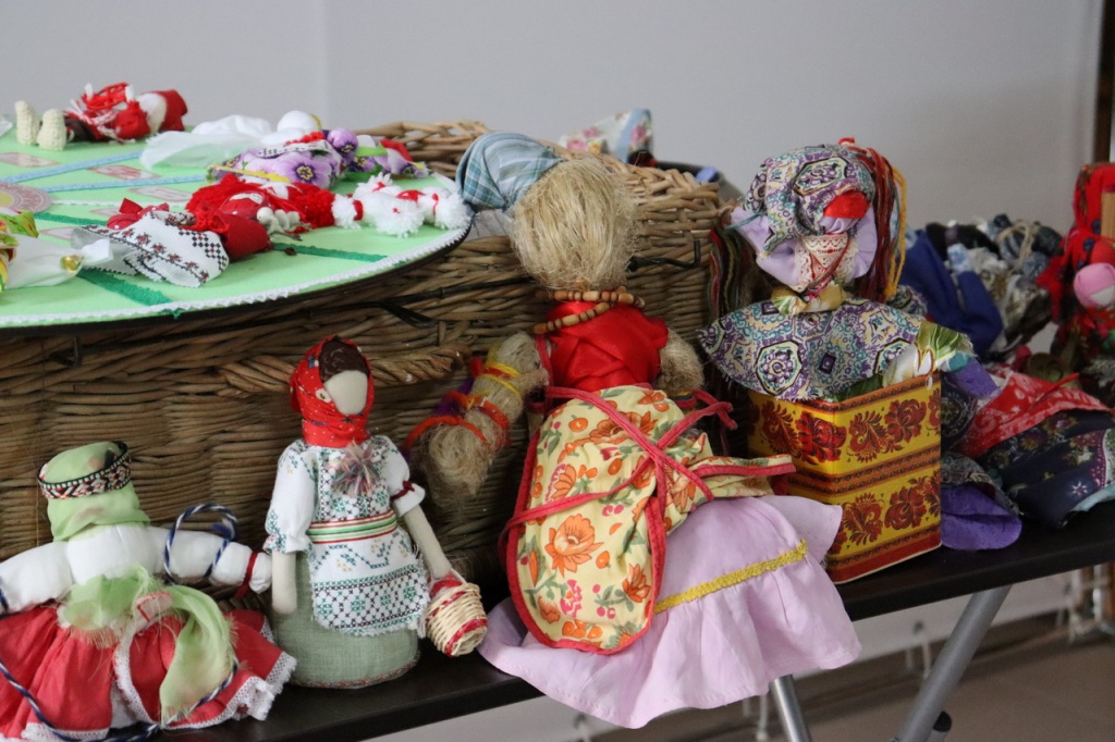 Интерактивная программа «Кукла своими руками»