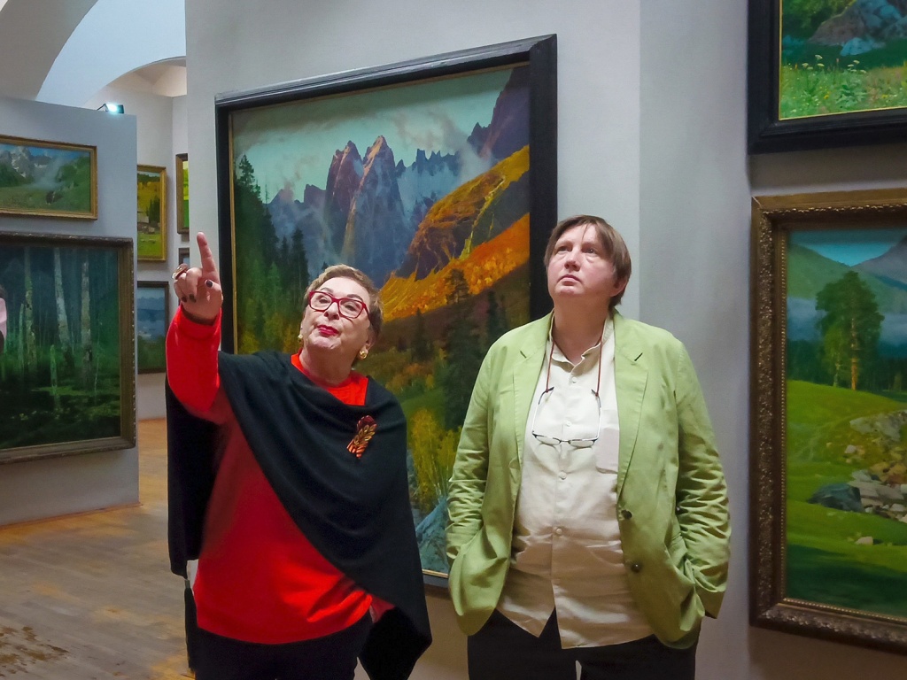 Гостья картинной галереи