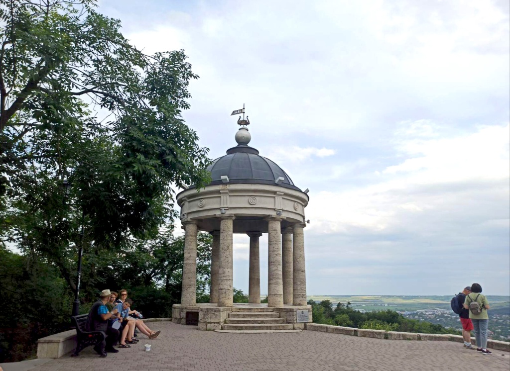 Фото 1 Беседка Эолова арфа.jpg
