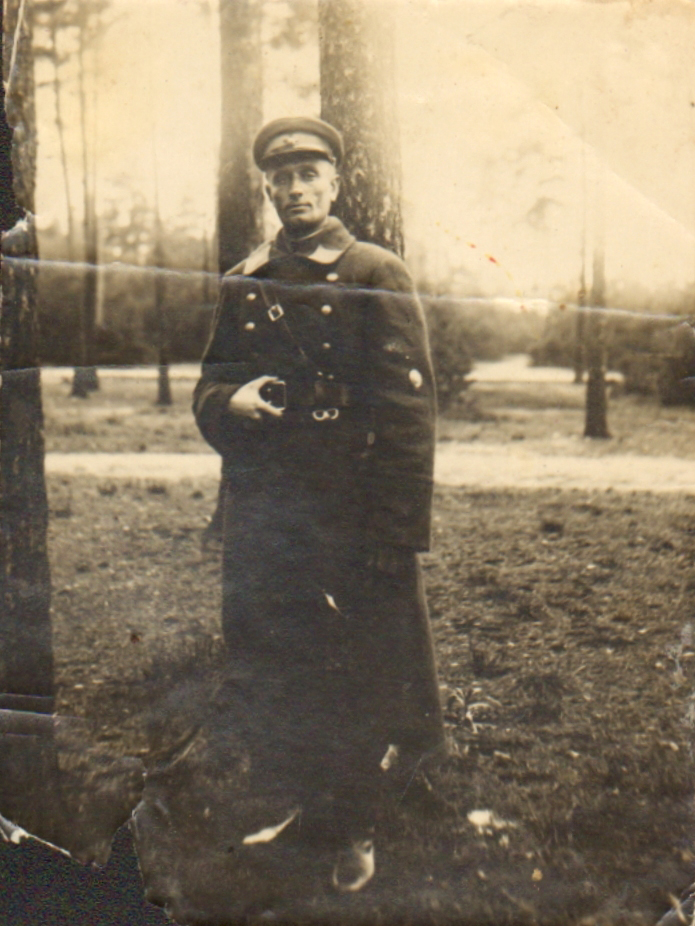 15. Литвинов Геннадий Петрович - участник боев на Невской Дубровке под Ленинградом в 1941 г..JPG