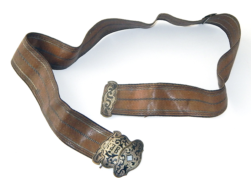 Пояс женский казачий из галуна с пряжкой. Начало XX в..jpg