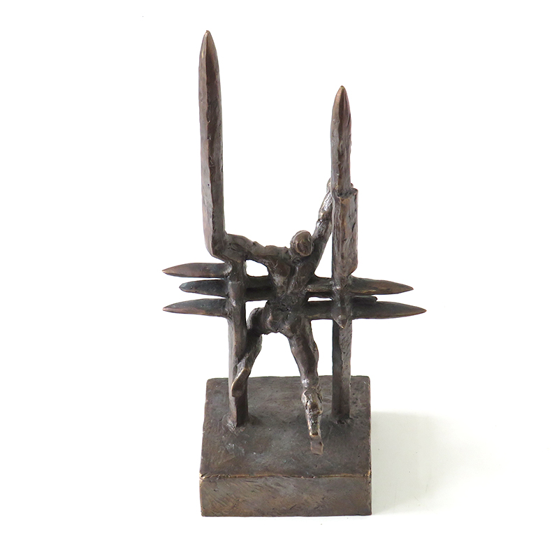 2 Н.Ф. Санжаров. Скульптура Воины-интернационалисты. Из фондов Старопольского музея-заповедника.JPG