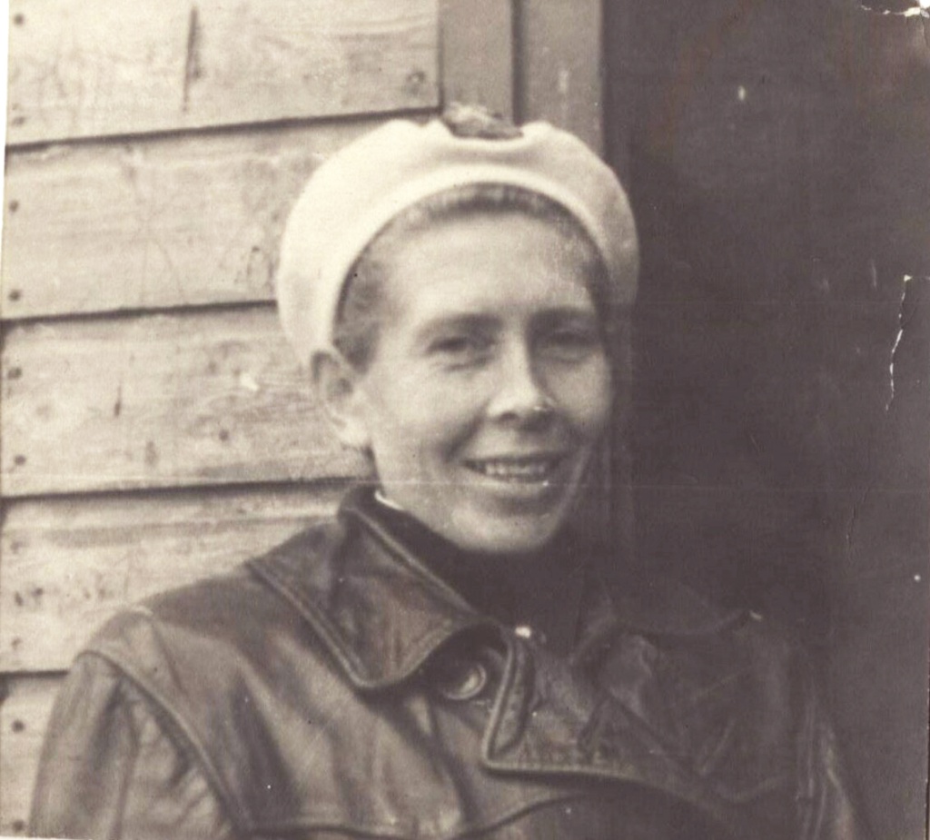 1 Антонина Андриановна Скобликова - лётчица 125-го гвардейского полка имени Героя Советского Союза Марины Расковой (Кисловодский историко-краеведческий музей Крепость).jpg
