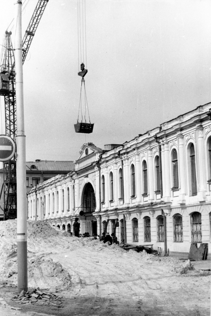 07 Надстройка 3-го этажа музея 1985 год.jpg