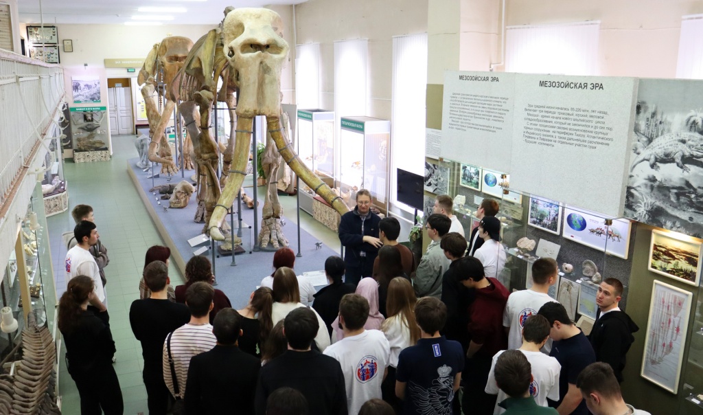 Участники форума «Кавказ – наш общий дом» в музее