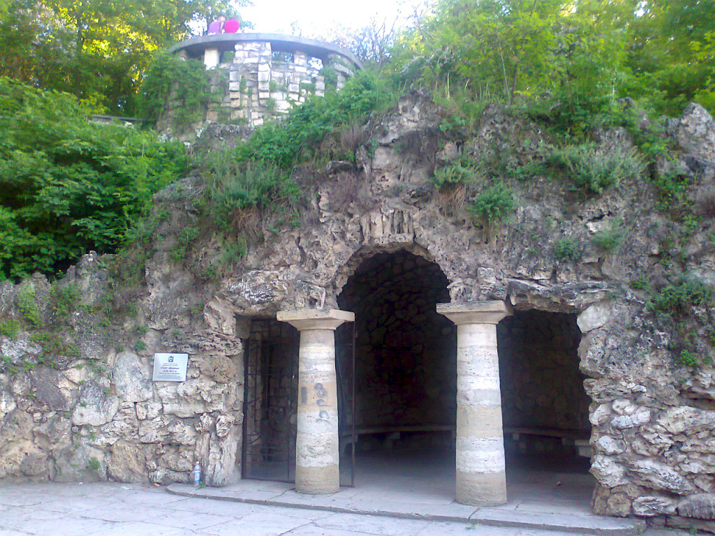 Фото 5 Грот Дианы. Фото Гуровой Л.В..jpg