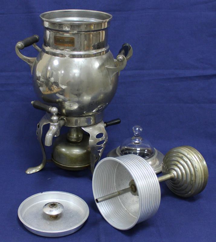 Фото 3. Бульотка-кофеварка Нач. 20 в. Германия. СПб ГБУК Санкт-Петербургский музей Хлеба.jpg