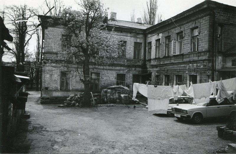5 г. Ставрополь ул. Ленина. 1992 г. Фото С. Рябченко. Из фондов Ставропольского музея-заповедника.jpeg