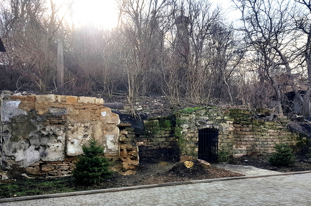 14 Подгорная 1-1. Возможное место почтового отделения.jpg