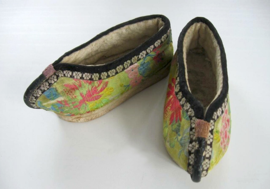 Обувь из Манчжурии