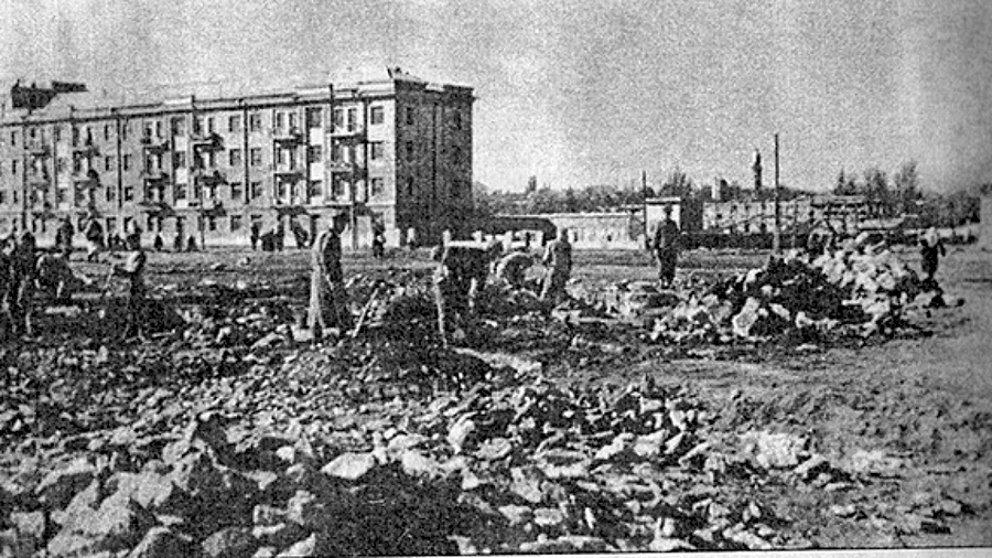 Фото 3 На площади Ленина. 1940-е годы.jpg